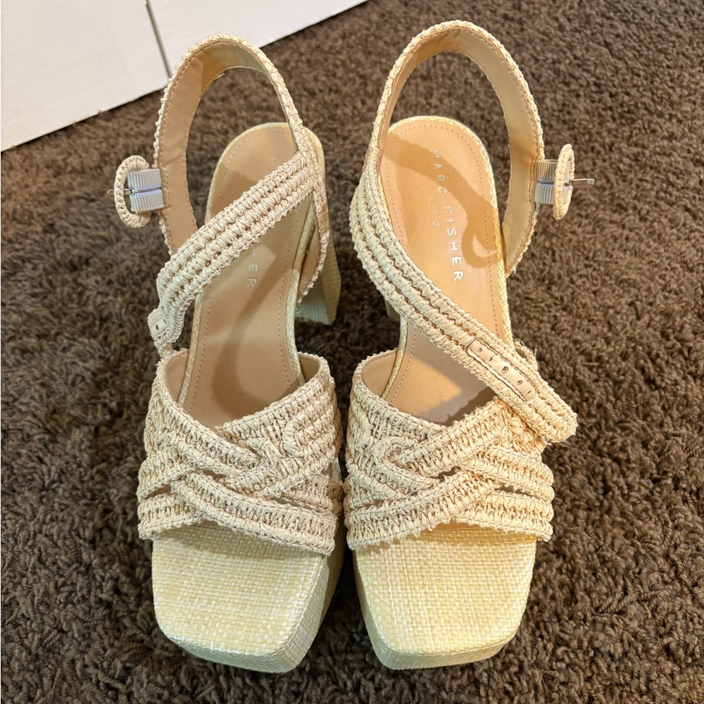 Marc Fisher 100mm Platforn Sandals